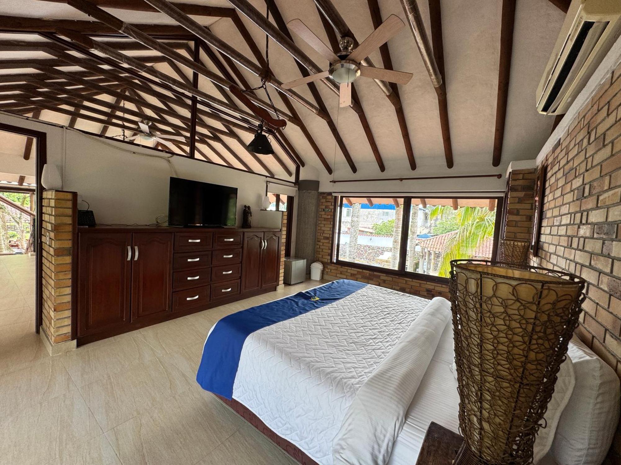 Hotel Boutique Villas De San Sebastian La Palmera エクステリア 写真